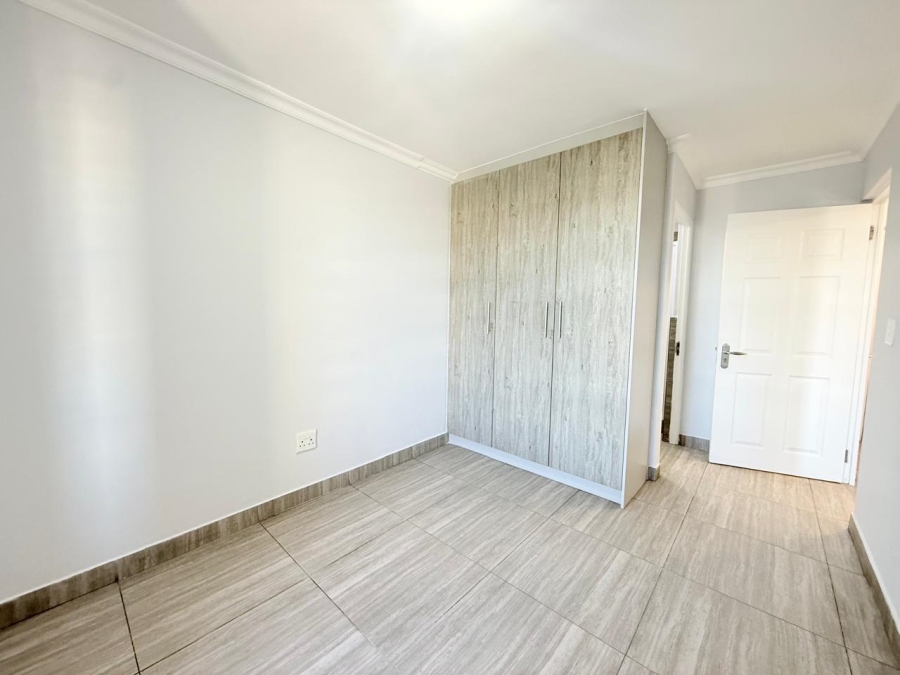 2 Bedroom Property for Sale in Parklands North Western Cape